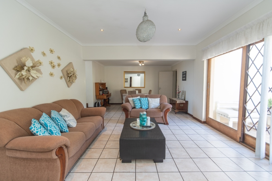 4 Bedroom Property for Sale in Bluewater Bay Eastern Cape